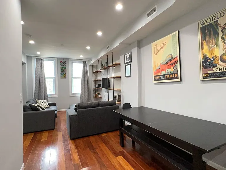 1915 S Loomis St #3 — Photo 21