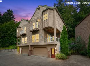 2643 NE Rocky Butte Rd, Portland, OR 97220