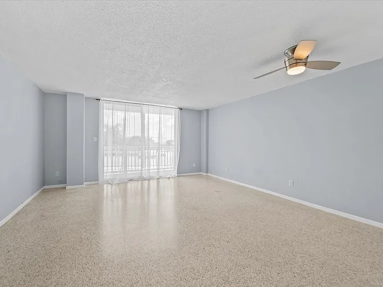 3190 N Atlantic Ave #204 — Photo 4