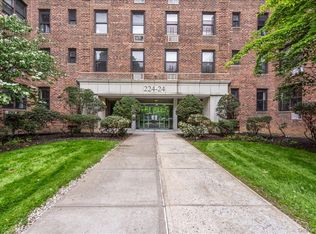 224-24 Union Turnpike #3M, Bayside, NY 11364