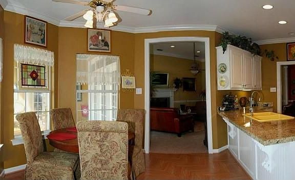 Breakfast Nook