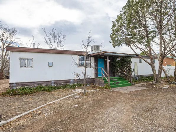 212 Cottonwood Ct NW, Albuquerque, NM 87107