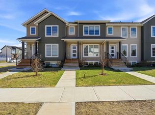 120 E Memorial Pkwy, Red Deer County, AB T4E3C5