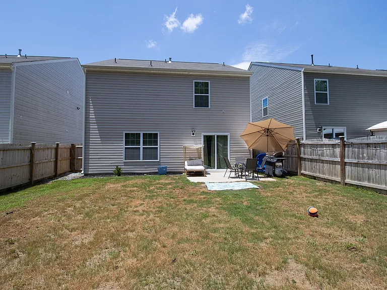 2034 Elmridge Rd — Photo 41