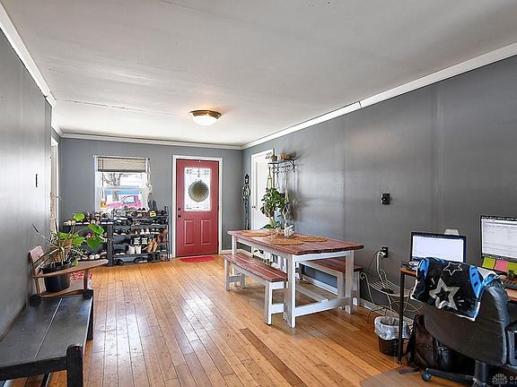 4th image of 808 Seibert Ave
