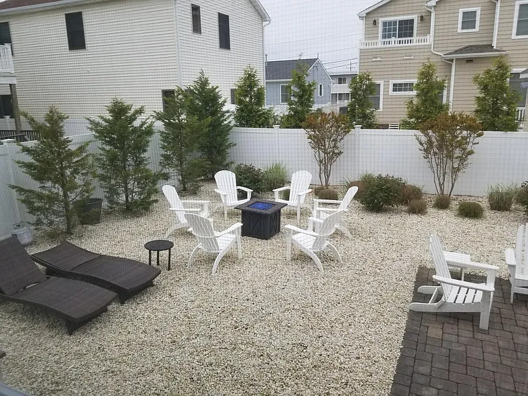 23 Dover Ave #1 — Photo 29