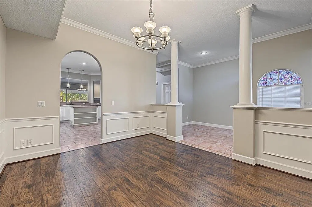 3 bed, 3.5 bath, 3633 sqft, $3,500 — Photo 4