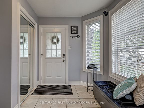 4th image of 232 Ridgeview Pl