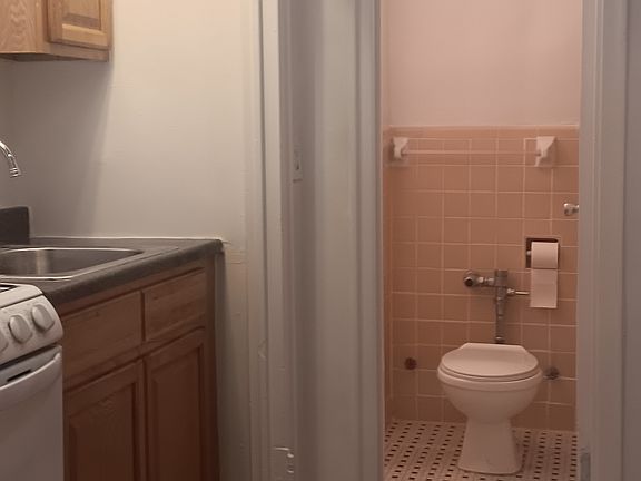 2nd image of 6981 108th St