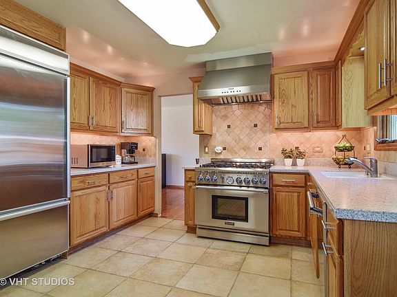 4th image of 1166 Morning Glory Ln