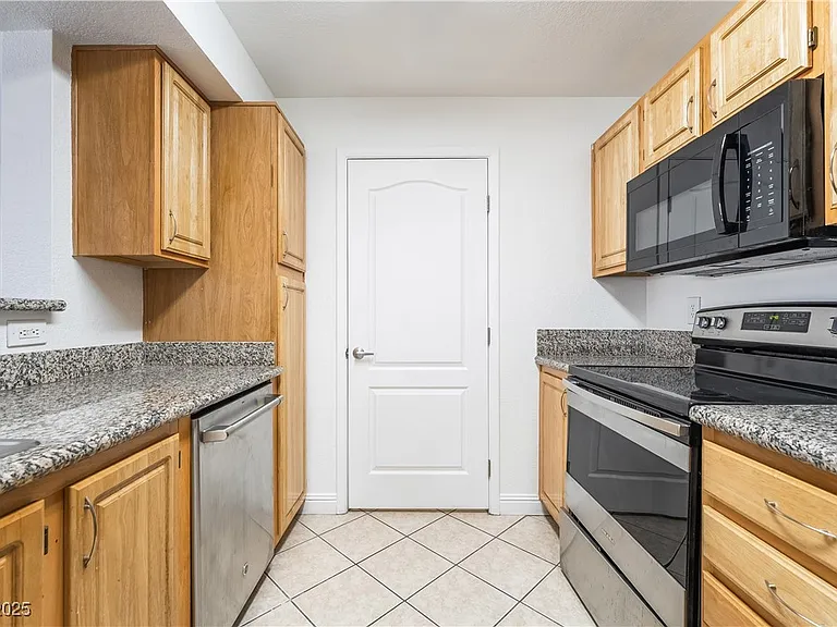 5055 W Hacienda Ave #2127 — Photo 13