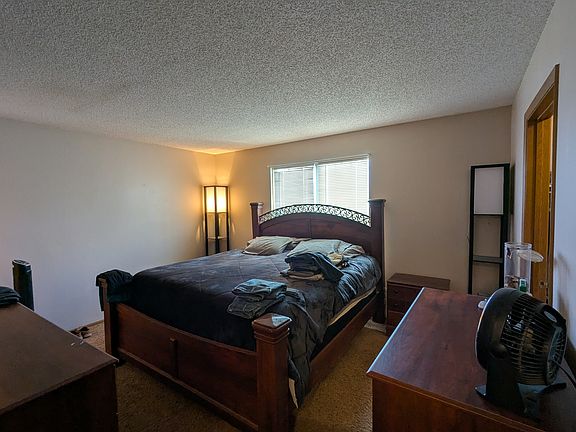 5th image of 107 Windsor Dr