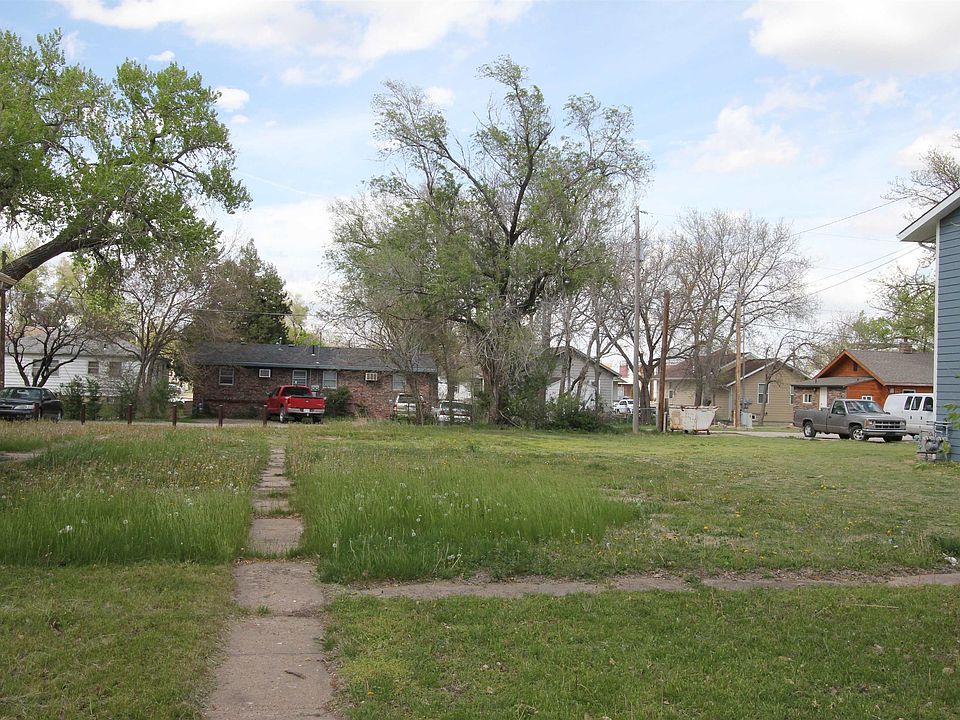 2nd image of 203 & 205 W 4th St