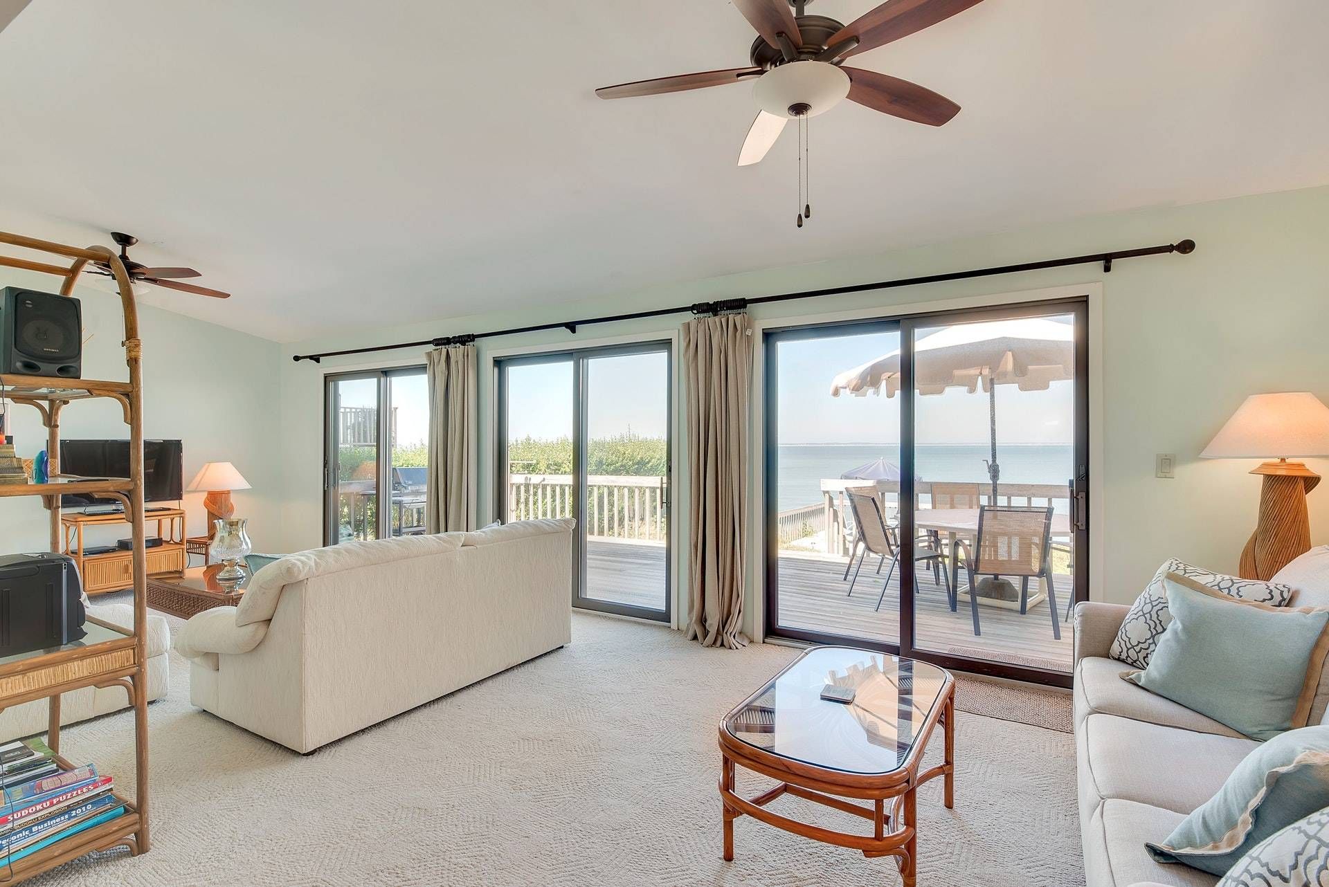 11 A Oakhurst Rd, Hampton Bays, NY 11946 Out East