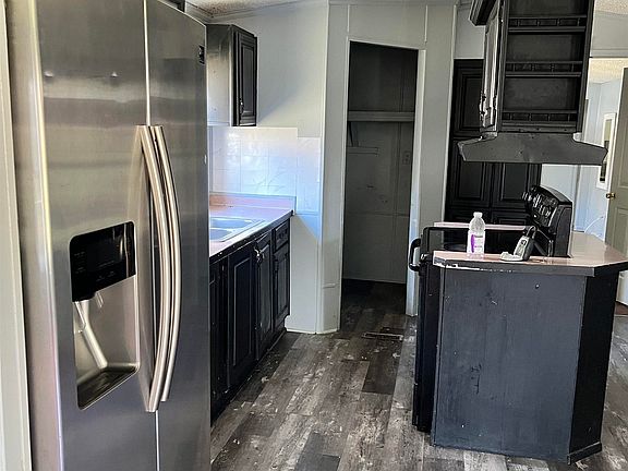 3rd image of 314 Jim Hunt Rd