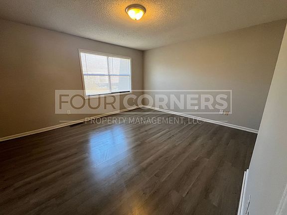 5th image of 420 Salem St APT G