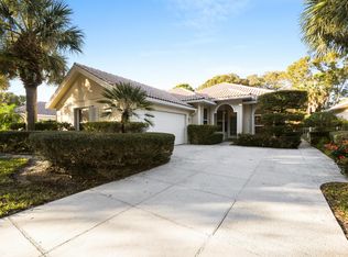 201 E Tall Oaks Cir, Palm Beach Gardens, FL 33410