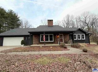 825 W Krislynn Woods Ave, West Terre Haute, IN 47885