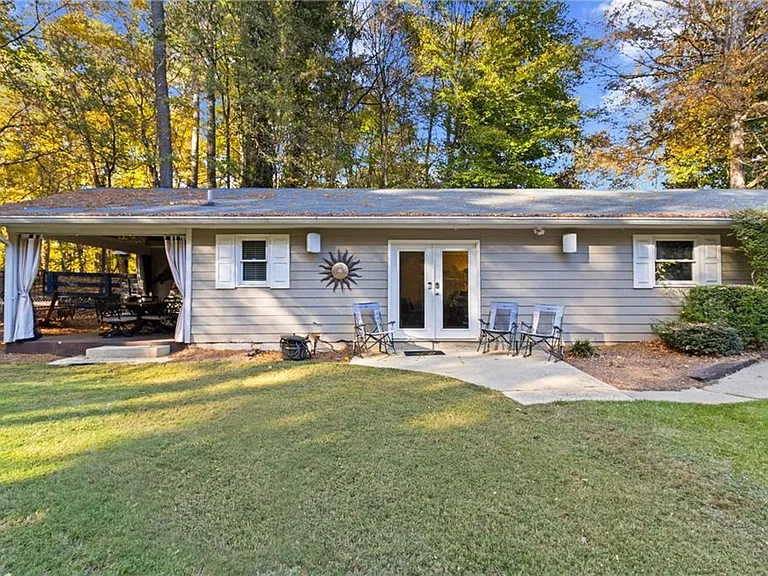 1532 Huntingdon Trl — Photo 38