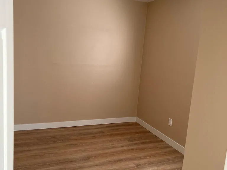 4805 Glenwood Ave — Photo 27