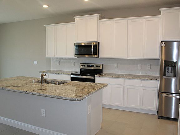 3rd image of 5728 Woodland Sage Dr