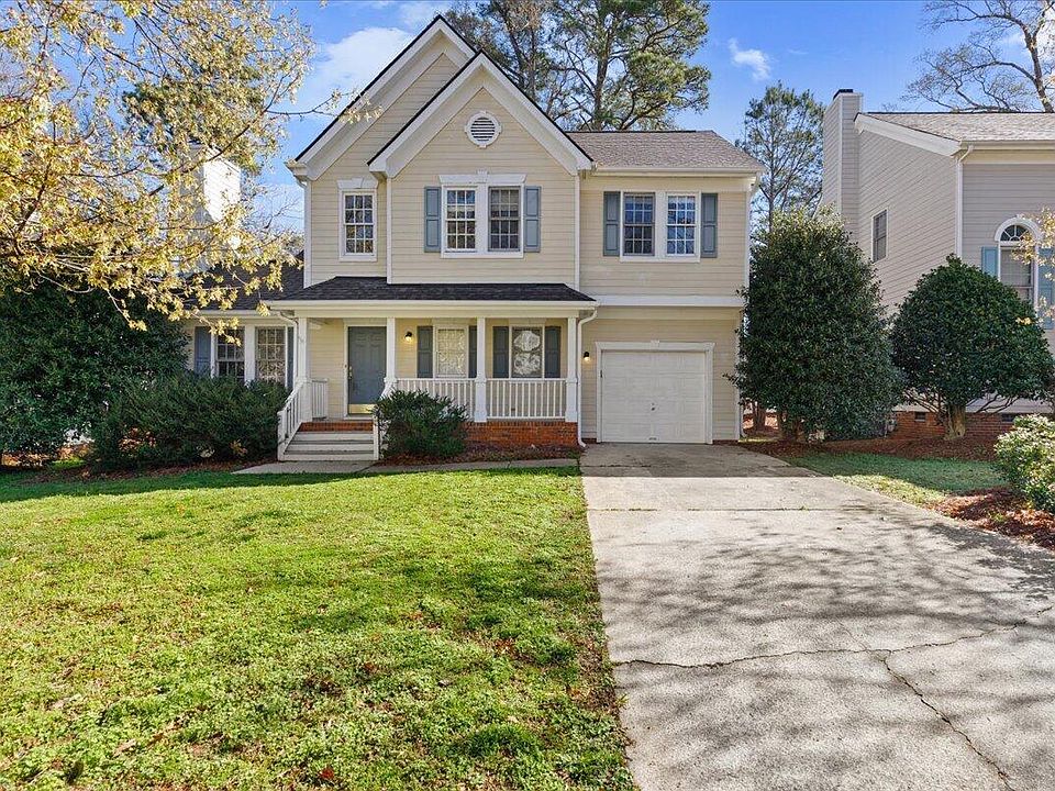 1st image of 102 Mint Hill Dr