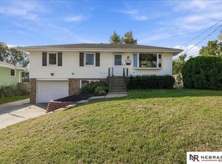 9447 Miami St, Omaha, NE 68134