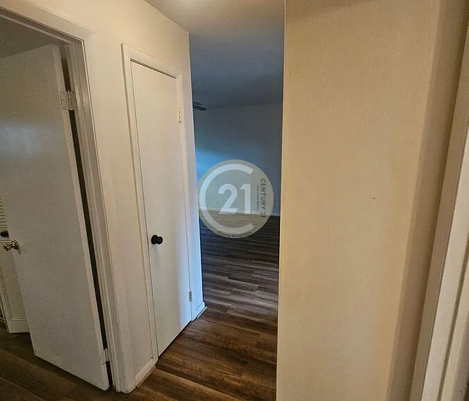 1336 E Balview Ave #B — Photo 5