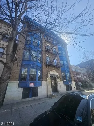 150 Broad St Photo 1