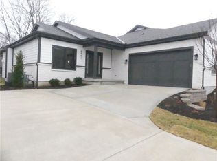 6951 W 162nd Ct, Overland Park, KS 66085
