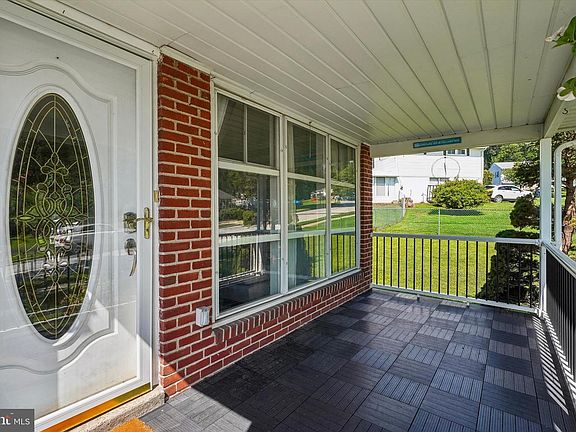 2nd image of 311 Spring Ln