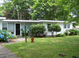 145 Payton Ave, Warwick, RI 02889