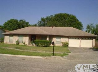 2611 Lake Altair St, San Antonio, TX 78222