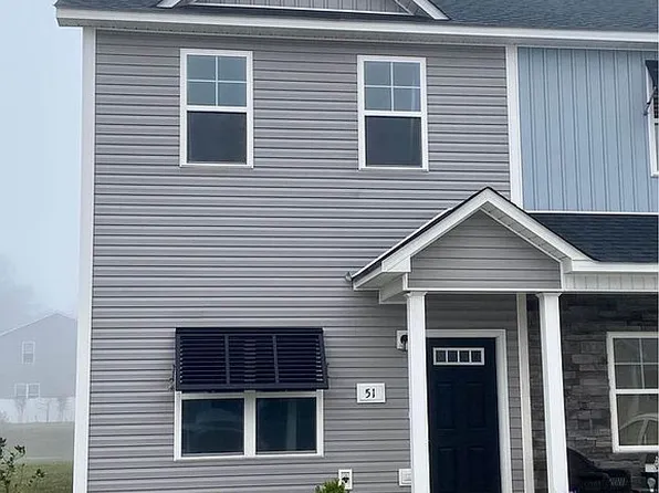 51 Outrigger Dr, Swansboro, NC 28584