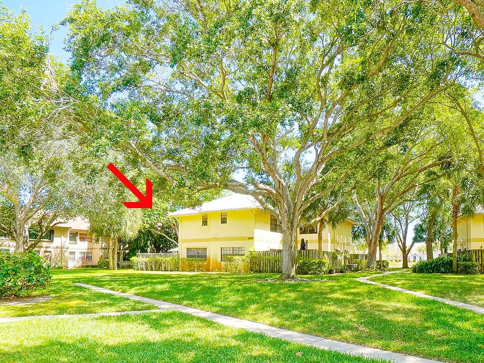 Delray Beach 2 Bed/2.5 Bath Condo for Rent