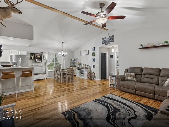 2nd image of 1344 Fulcher Rd
