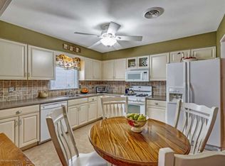 39 Eton Rd, Toms River, NJ 08757