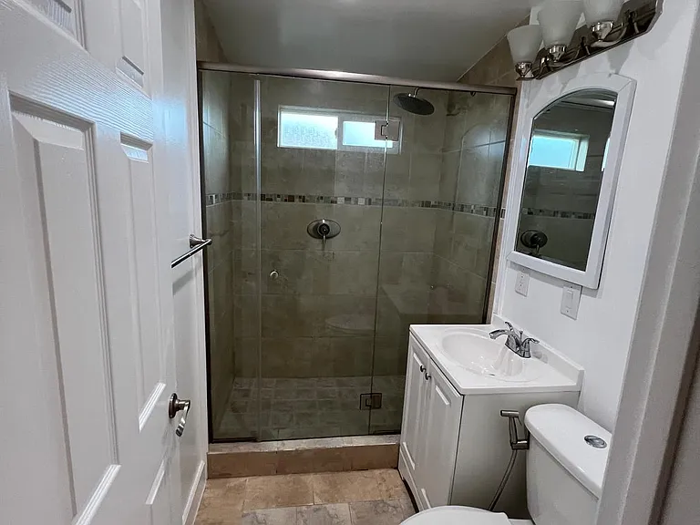15304 Mansel Ave — Photo 32