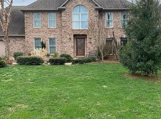 121 Fairway Dr, Hodgenville, KY 42748