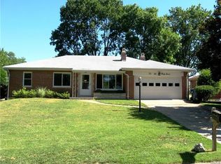10637 Charrette Dr, Saint Louis, MO