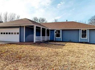 3835 SW Worwick Town Rd, Topeka, KS 66610