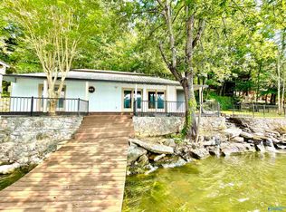 1280 Snug Harbor Rd, Grant, AL 35747