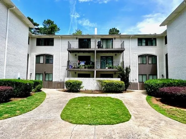 5095 Roswell Rd Unit 302, Sandy Springs, GA 30342