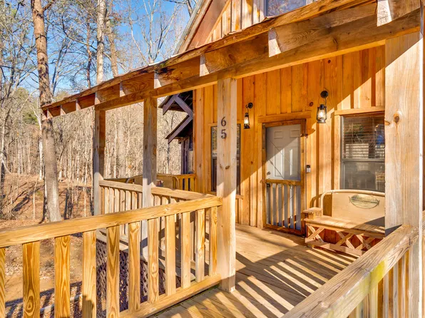 65 Rocky Top Trl, Trenton, GA 30752