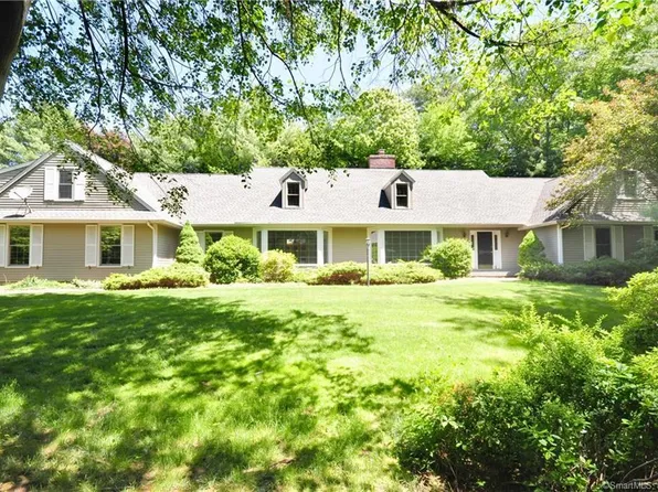 41 Woodford Hills Drive, Avon, CT 06001
