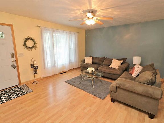 4th image of 1022 Bunting Dr