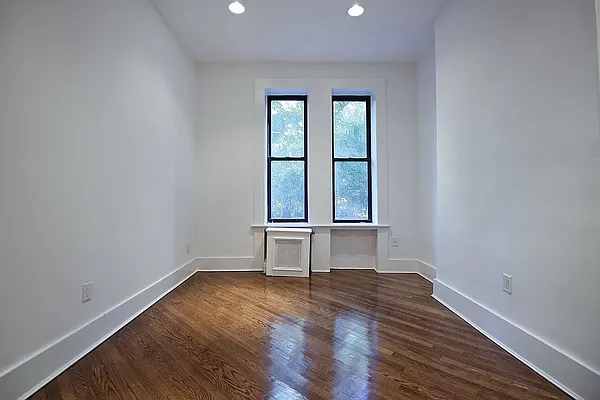 Rented by STAR CITIES INTERNATIONAL PROPERTY CORPORATION | media 1