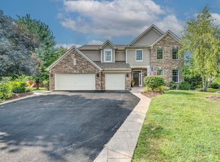 1800 Trevino Cir, Bolingbrook, IL 60490