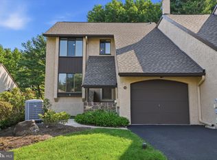 144 Golf Club Dr, Langhorne, PA 19047