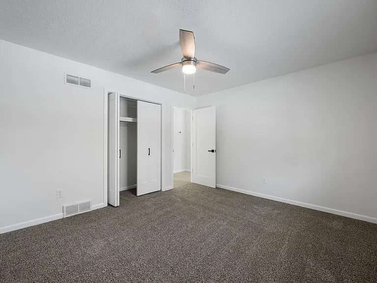 4519-4523 S Arlington Rd #4521 — Photo 23
